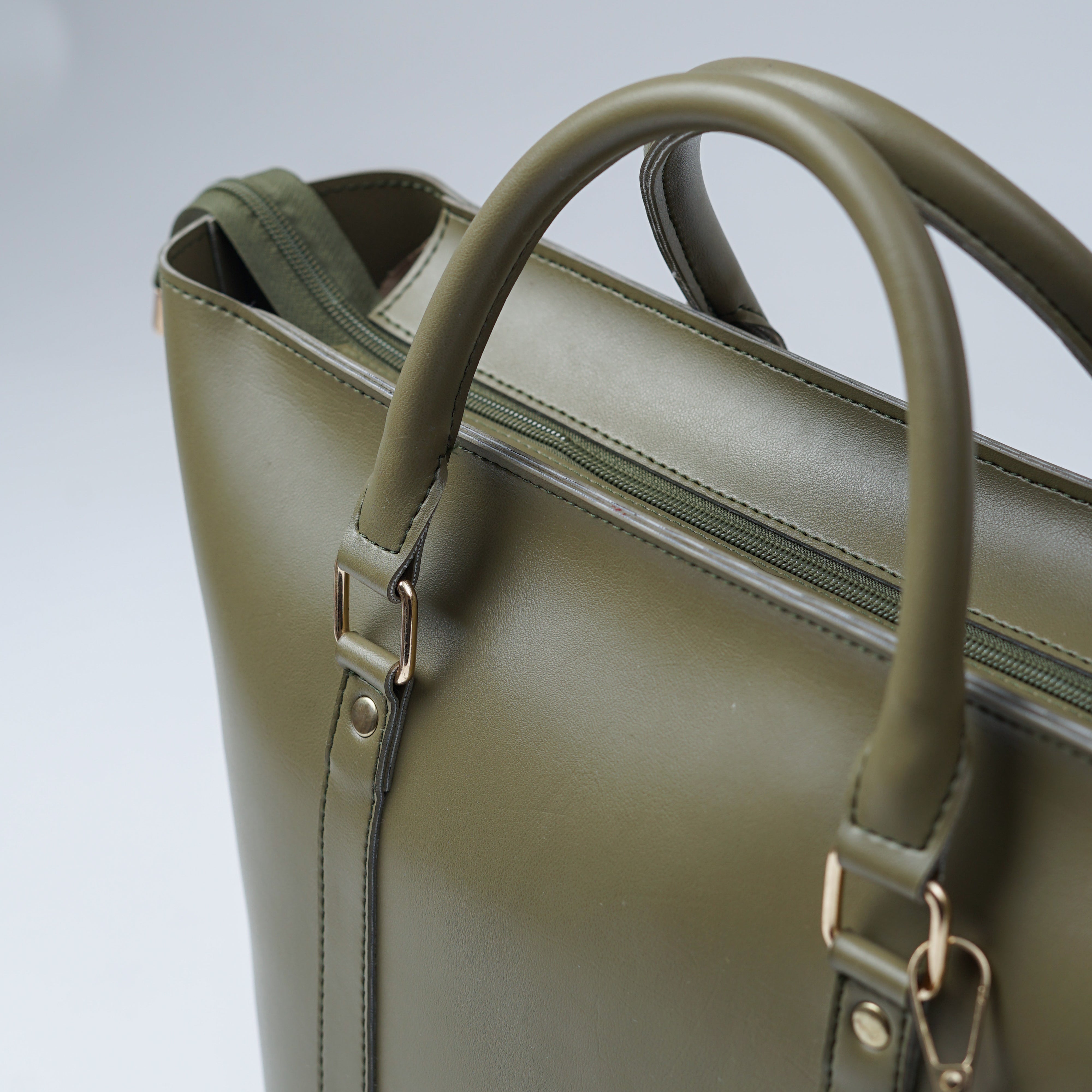 Classic Tote - Olive