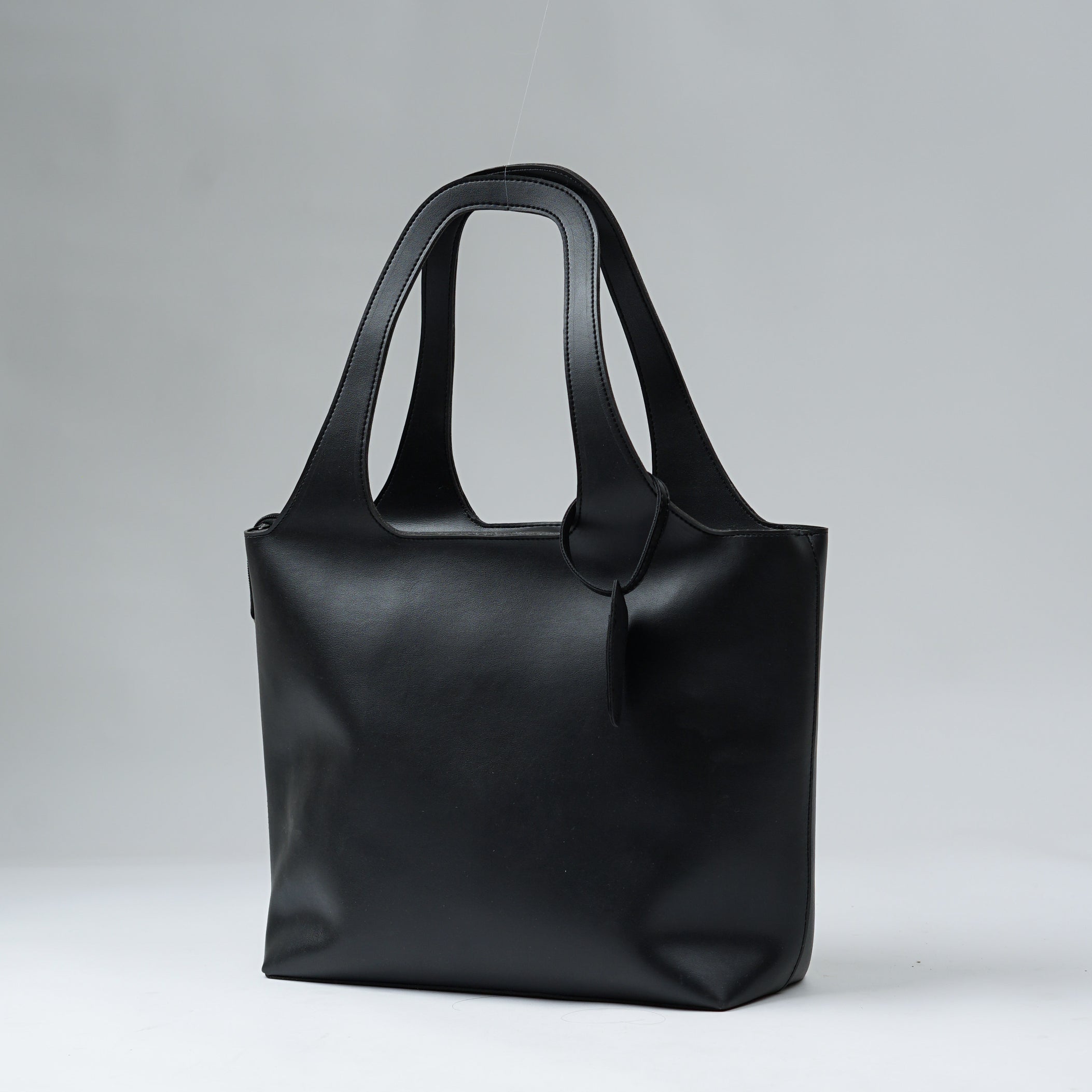 Signature Tote - Black